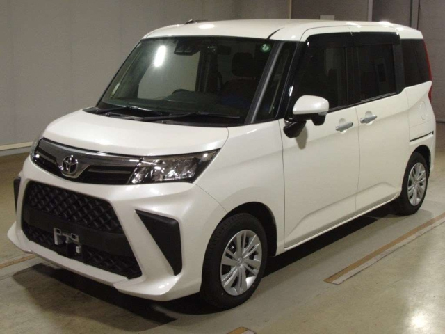 TOYOTA ROOMY 2024
