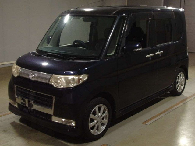 DAIHATSU TANTO 2009
