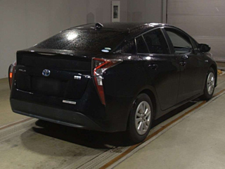 TOYOTA PRIUS 2016