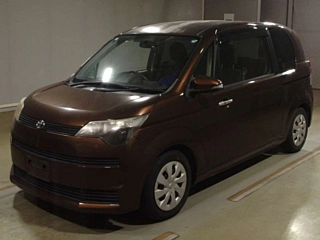 TOYOTA SPADE 2013