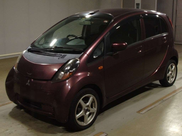 MITSUBISHI I 2010