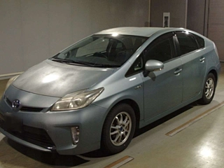 TOYOTA PRIUS 2012