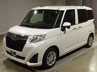 TOYOTA ROOMY 2020