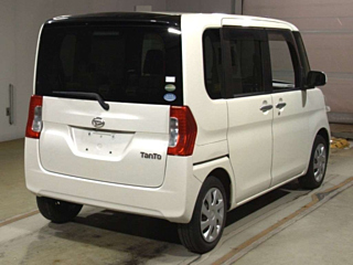 DAIHATSU TANTO 2016