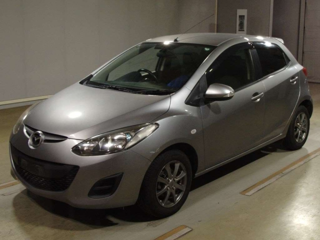 MAZDA DEMIO 2013