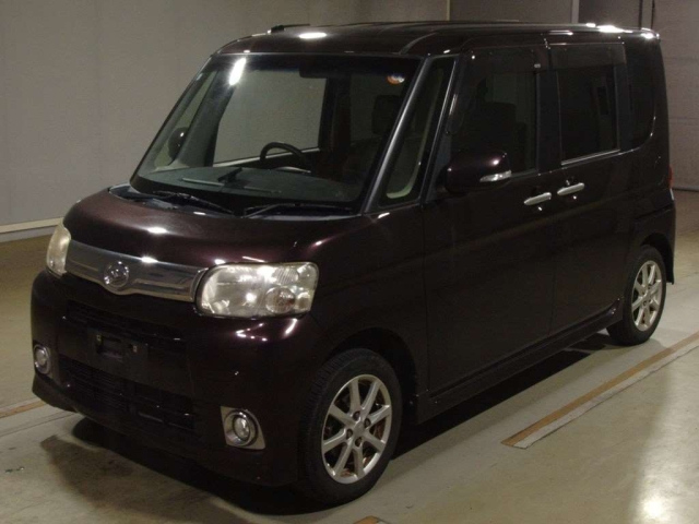 DAIHATSU TANTO 2013