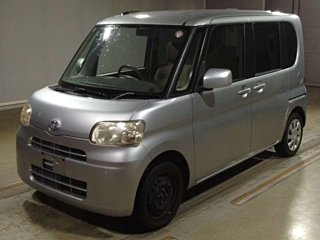 DAIHATSU TANTO 2013