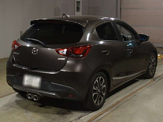 MAZDA DEMIO 2015