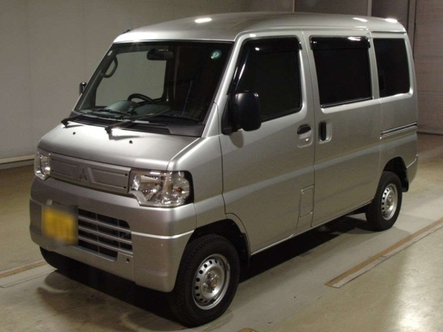 MITSUBISHI MINICAB MIEV 2024