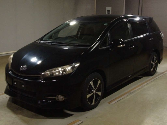 TOYOTA WISH 2015