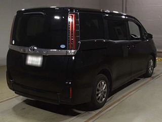 TOYOTA NOAH 2020