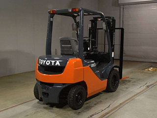 TOYOTA FORKLIFT 2010