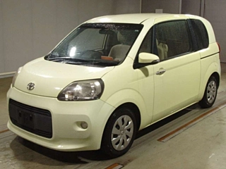 TOYOTA PORTE 2013