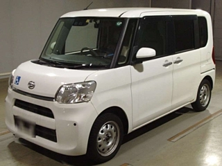 DAIHATSU TANTO 2018