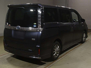 TOYOTA VOXY 2015
