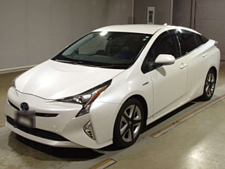 TOYOTA PRIUS 2016