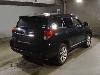 TOYOTA VANGUARD 2010