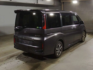 HONDA STEP WAGON 2015