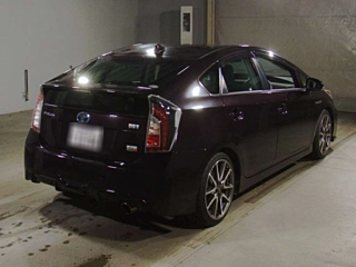TOYOTA PRIUS 2015