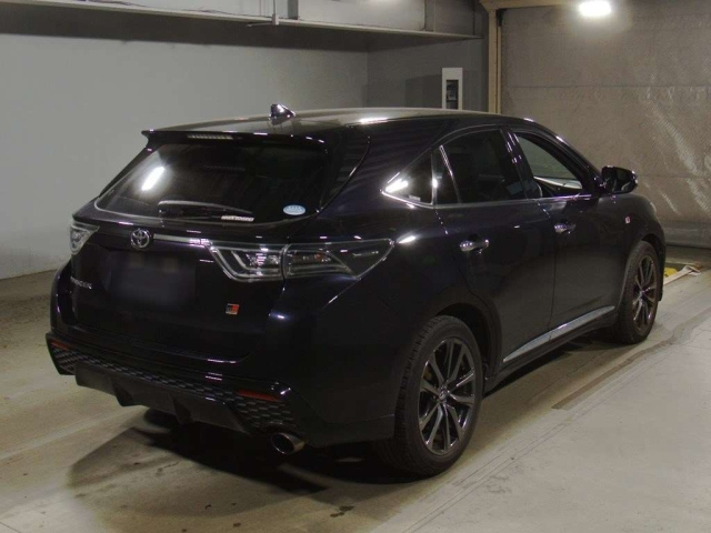 TOYOTA HARRIER 2018