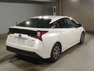 TOYOTA PRIUS 2019