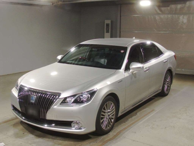 TOYOTA CROWN 2016