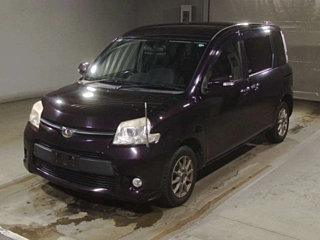 TOYOTA SIENTA 2013