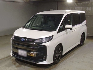 TOYOTA NOAH 2024
