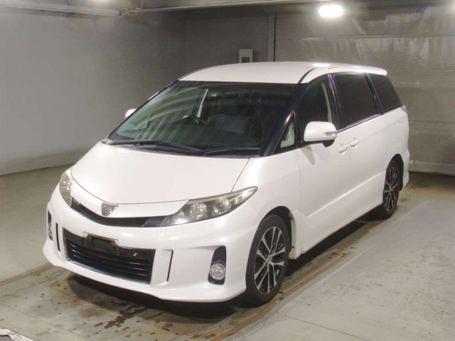 TOYOTA ESTIMA 2013