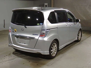 HONDA FREED 2012