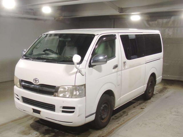 TOYOTA HIACE VAN 2006