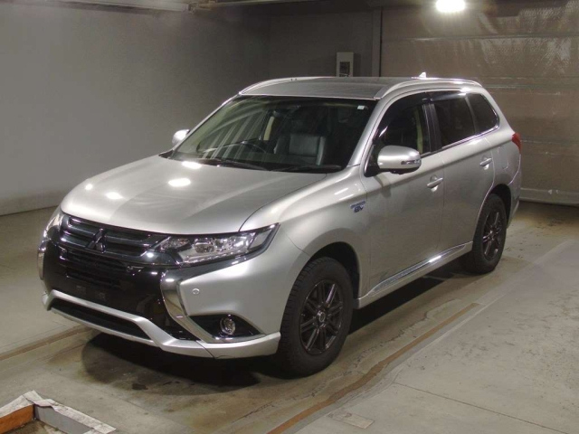 MITSUBISHI OUTLANDER PHEV 2018