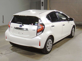 TOYOTA AQUA 2018
