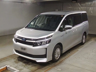 TOYOTA VOXY 2014