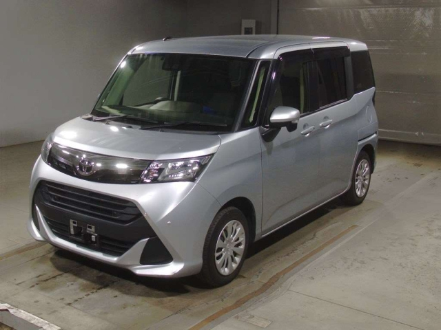 TOYOTA TANK 2019