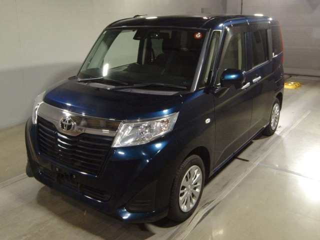 TOYOTA ROOMY 2016