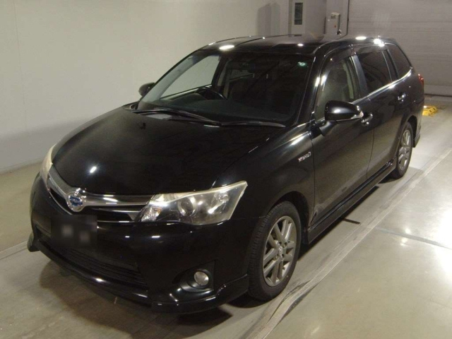 TOYOTA COROLLA FIELDER 2013