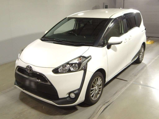 TOYOTA SIENTA 2016