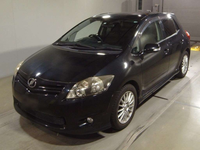TOYOTA AURIS 2010