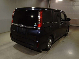 TOYOTA ESQUIRE 2015