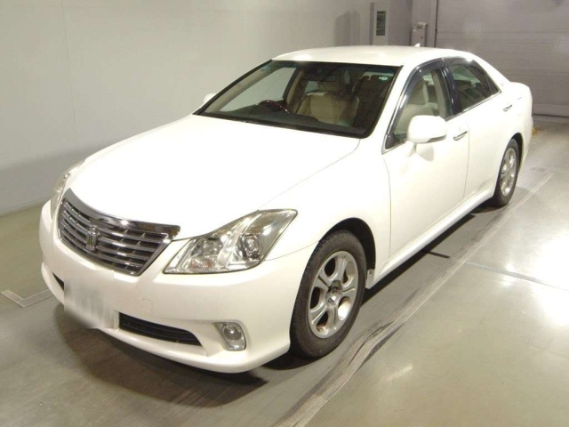 TOYOTA CROWN 2011
