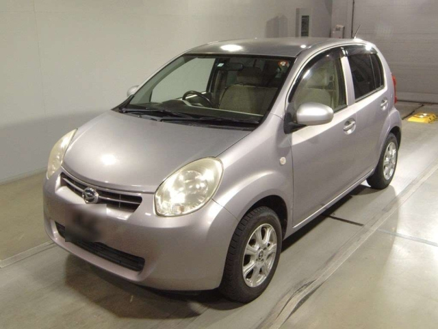 DAIHATSU BOON 2010