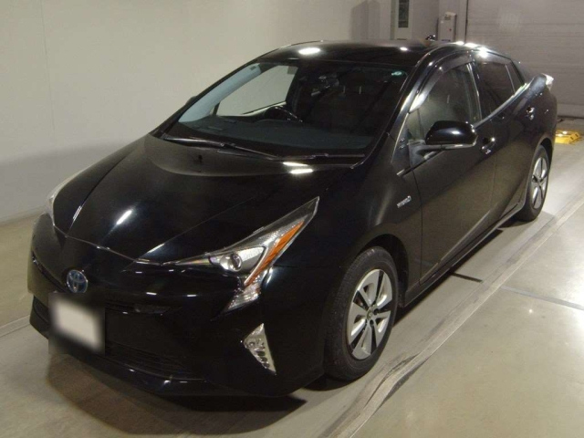TOYOTA PRIUS 2016