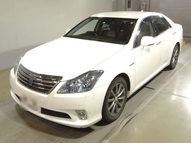 TOYOTA CROWN 2010
