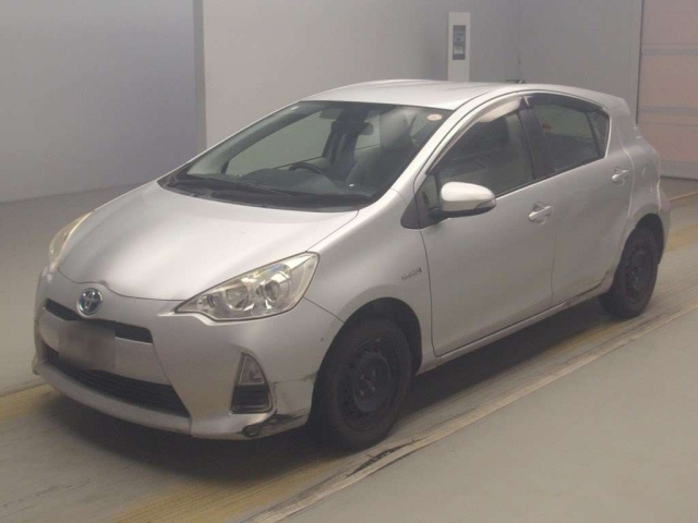 TOYOTA AQUA 2014