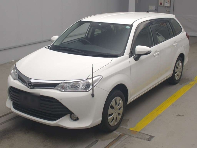 TOYOTA COROLLA FIELDER 2016