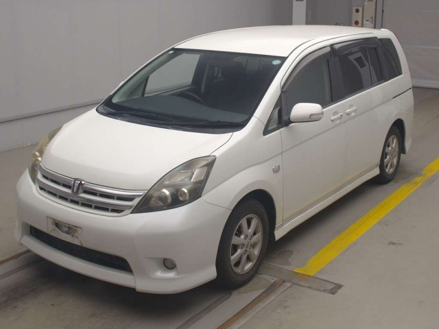 TOYOTA ISIS 2010