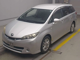 TOYOTA WISH 2009