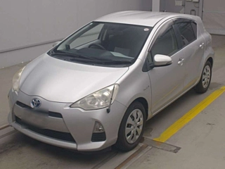 TOYOTA AQUA 2012