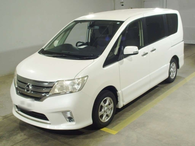 NISSAN SERENA